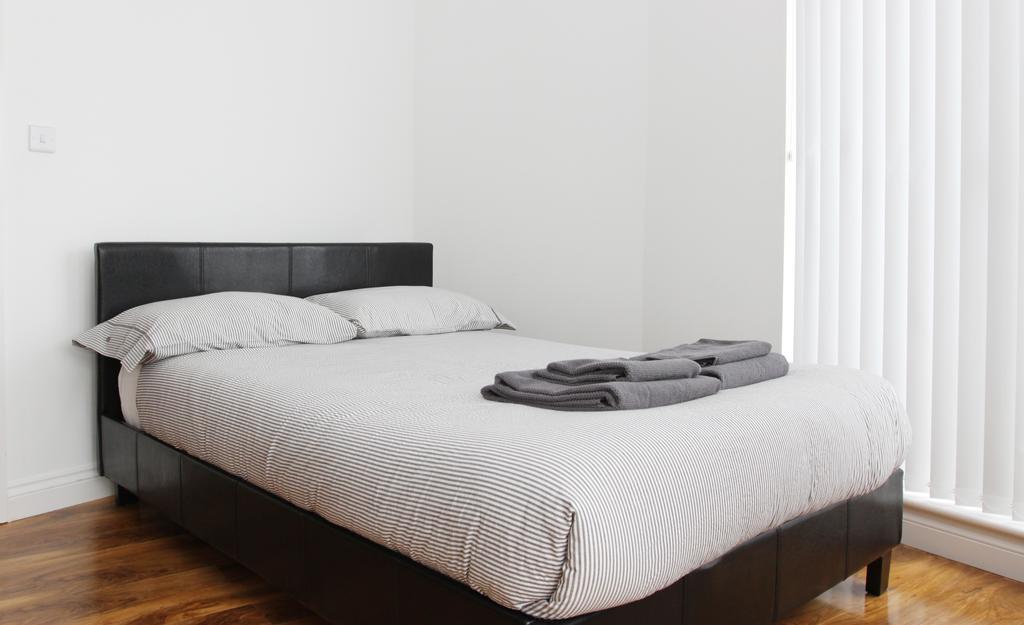 Radalco Apartments Hounslow Room photo