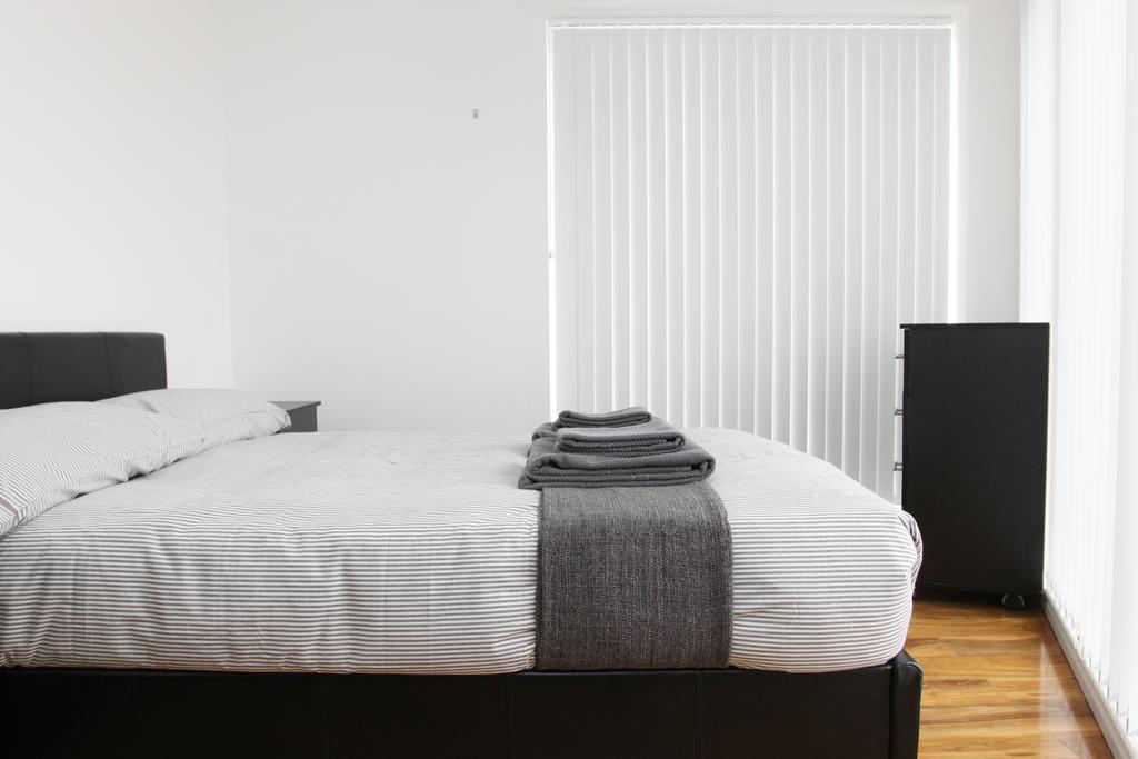 Radalco Apartments Hounslow Room photo
