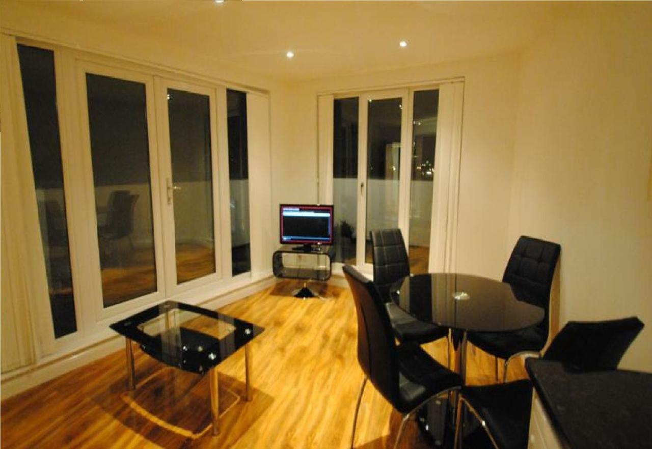 Radalco Apartments Hounslow Room photo